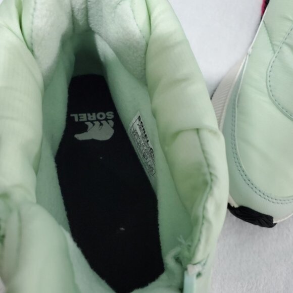 NWT Sorel Out N About III Puffy Zip-Up Ankle Boots - Picture 4 of 11